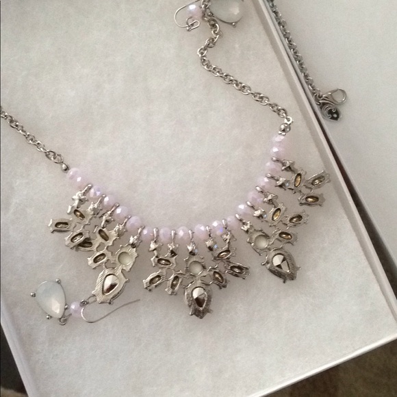 🆕Charming Charlie necklace and earrings set - Picture 4 of 5